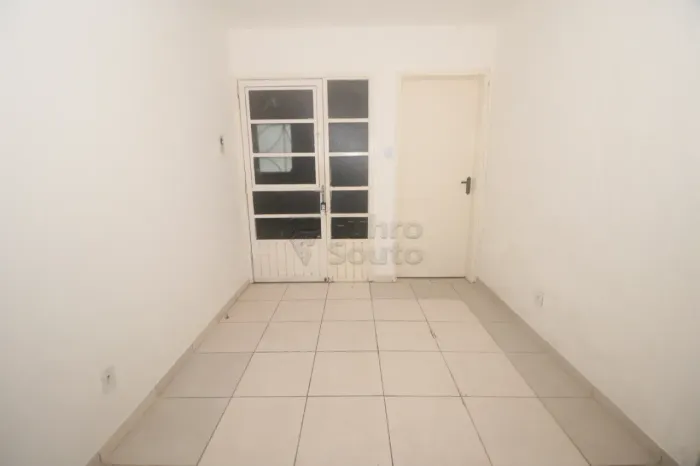 Excelente Oportunidade de Apartamento de 3 Dormitórios Próximo à Faculdade de Medicina UFP