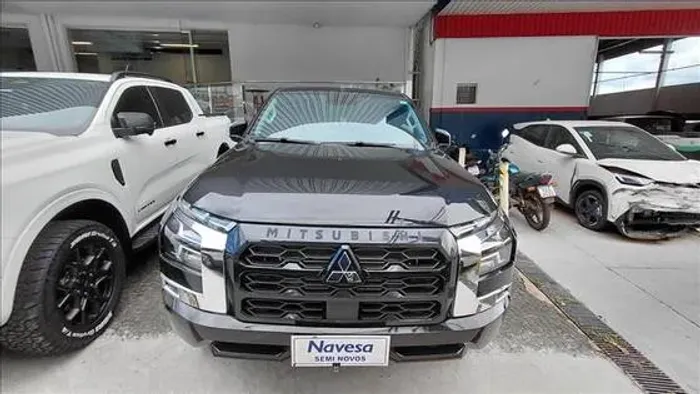 Mitsubishi TRITON HPE 2.4 CD 4X4 TB Diesel Aut. 2026
