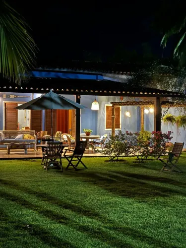 Vende-se esta linda casa para desfrutar momentos imperdíveis com a sua familia