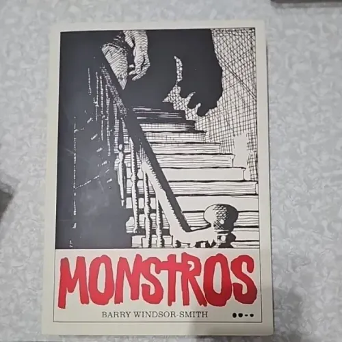 Monstros - HQ