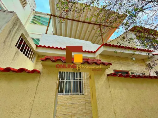 Casa de Vila 2 Quartos : Linear / Residencial / Grajaú / Terraço / Suíte