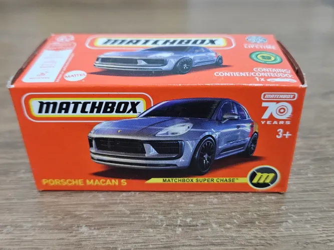 Matchbox Porsche Macan Super Chase