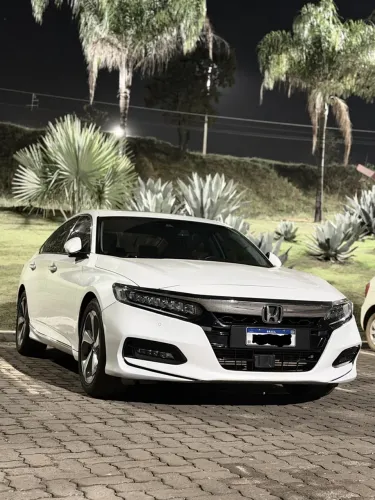 Honda Accord Sedan Touring 2.0 TB 16V Aut. 2018