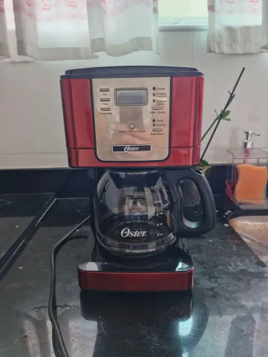 Cafeteira Oster com defeito -127v