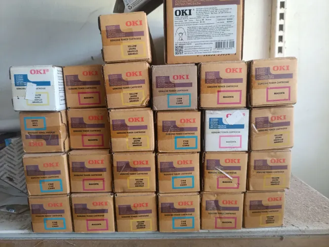 Toner okidata c330/c530/mc361/mc562 lacrados originais 