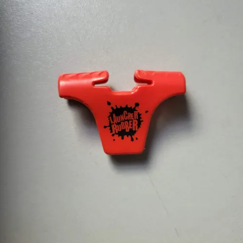 Beyblade - Launcher Rubber Vermelho 