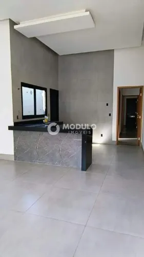 CASA RESIDENCIAL à venda, 2 quartos, 1 suíte, 2 vagas, Laranjeiras - Uberlândia/MG