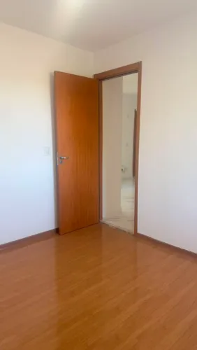 VENDE-SE APARTAMENTO