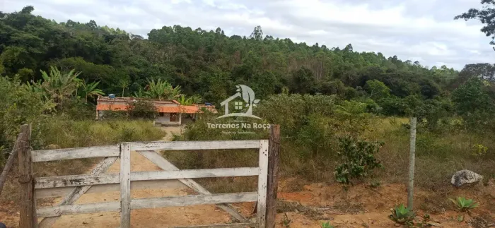 Sítio em Itaguara/MG! Área Total: 100 mil metros 10 HECTARES AGUA CORRENTE