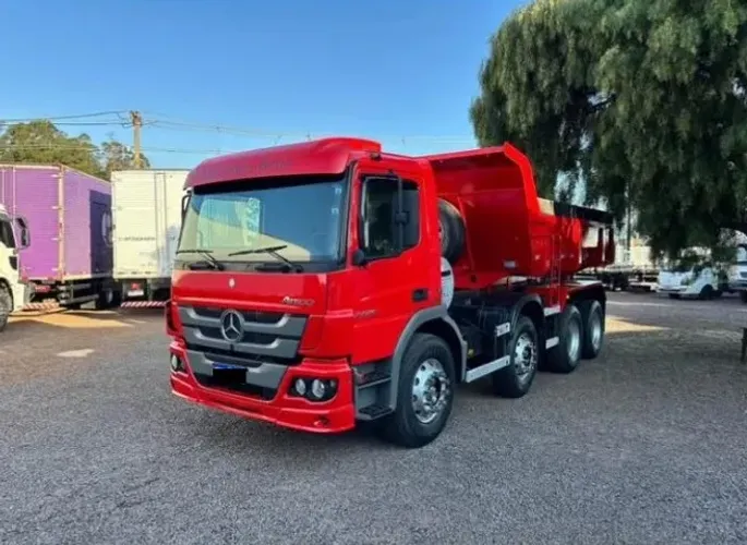 atego 2426 8x2 ano 2013 caçamba 14m