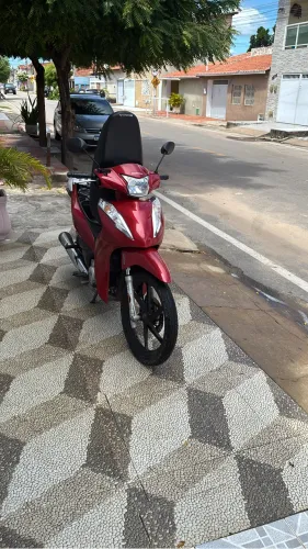 Vendo Biz 125 completa 2019