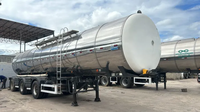 Carreta Tanque Térmica Inox