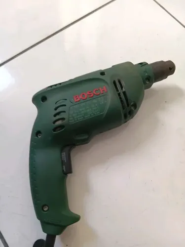 Furadeira bosch 420