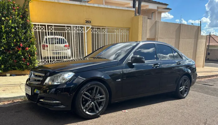 Mercedes-Benz C-180 CGI Classic 1.8 16V 156cv Aut. 2012