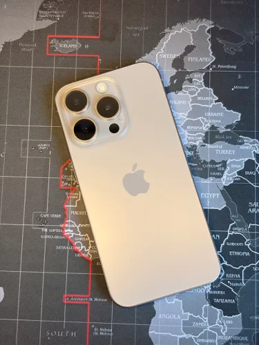 iPhone 15 Pro 256gb Natural