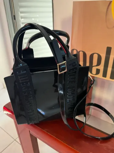 vendo bolsa petit jolie original nova 