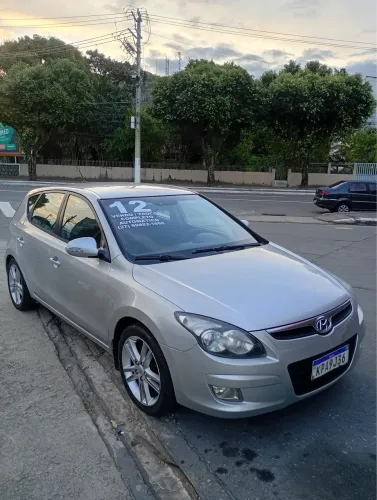 Hyundai I30 2.0 16V 145cv 5P Aut. 2012