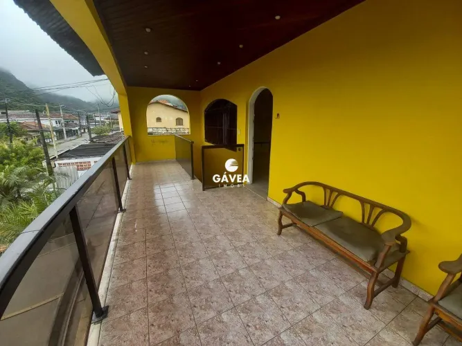 Casa para aluguel no Jardim Independência em São Vicente.