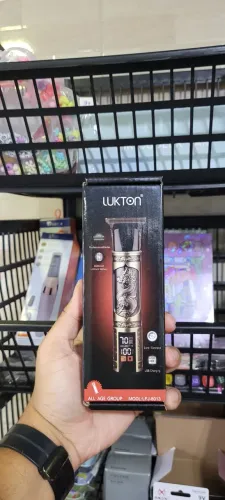 Máquina de corte cabelo recarregável com carregador digital Lukiton