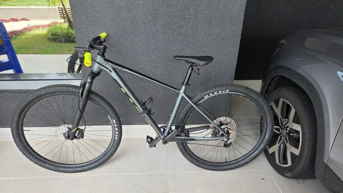 Bicicleta scott 980 2022