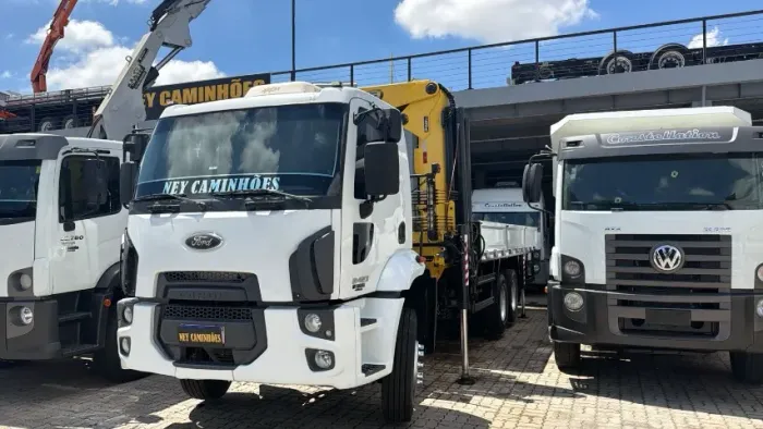 Ford Cargo 2423 Munck Tka 52 Ano 2013