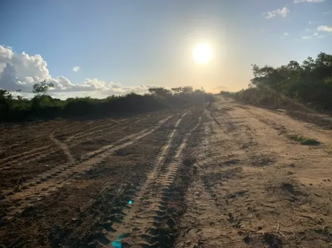 LOTE BEM LOCALIZADO EM SAO GONÇALO DOS CAMPOS , ACEITA TROCA POR CARRO 