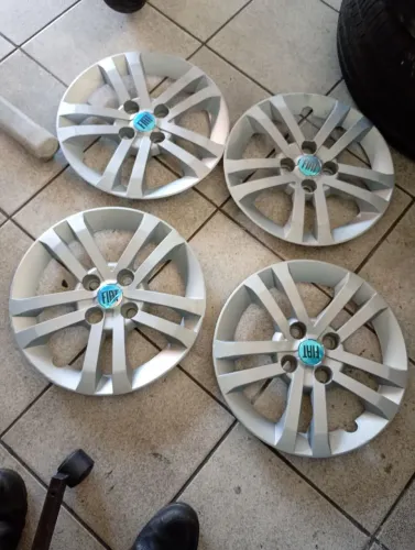 Jogo de calotas aro 14 fiat argo