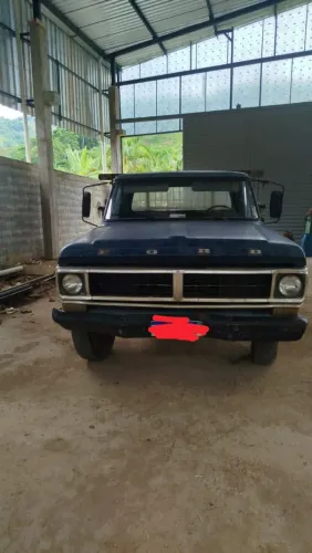 Ford F 4000, 1880, Edição Luxo.