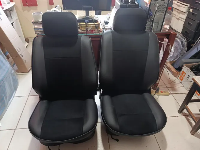 Par de bancos originais para Fusca Brasília Variant