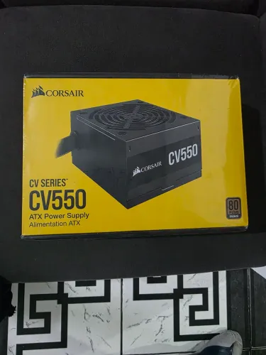 Fonte Corsair CV550 ATX Power Supply 80 Plus Bronze