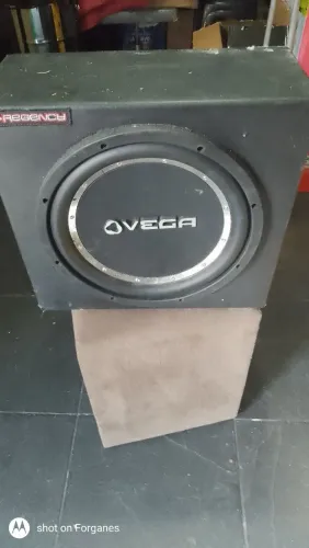 Caixa sub automotiva