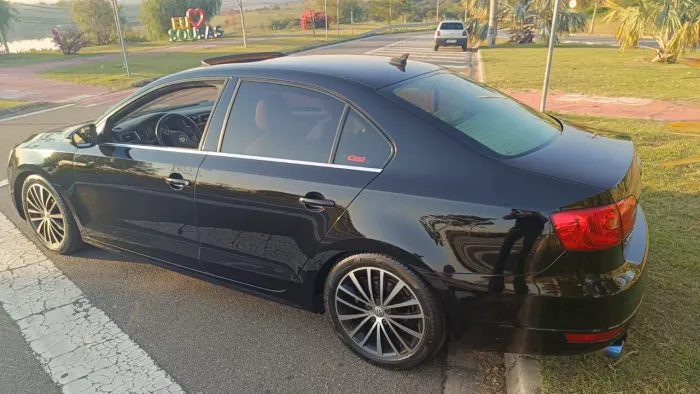 Volkswagen Jetta Highline 2.0 TSI 16V 4P Tiptronic 2013