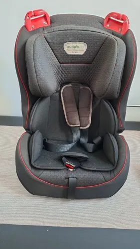 Cadeira infantil para carro múltipla da burigotto
