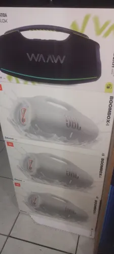 jbL boombox4 branca lançamento apenas 2.499 e boombox do alok 1.300 reais aceito cartão