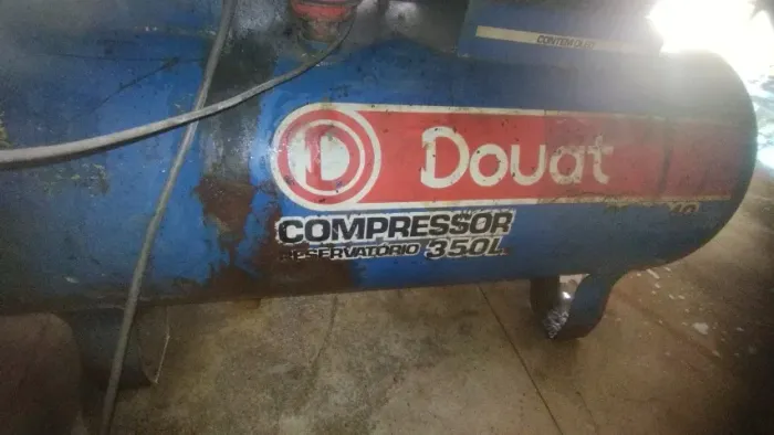 Compressor 350L em perfeito estado