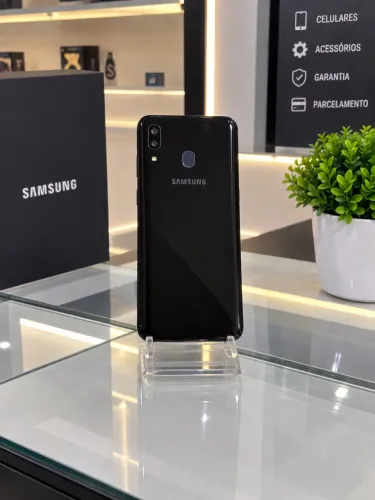 Samsung - Aparelho em bom estado
