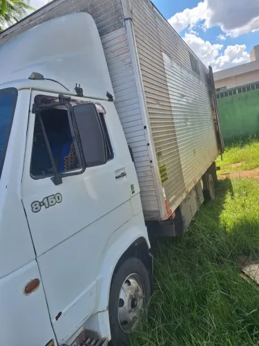 Caminhao de mudanças 