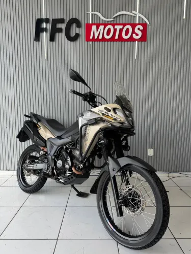 SAHARA 300 ABS ano 2024 Faço Financiamento 