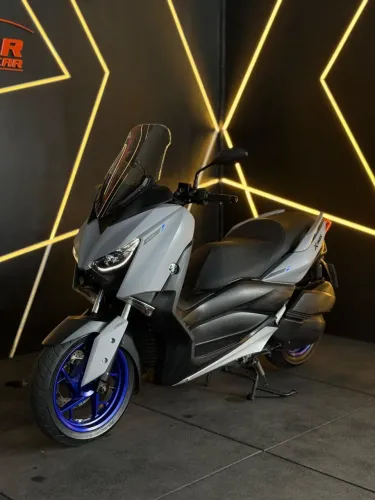 X Max 250 2022
