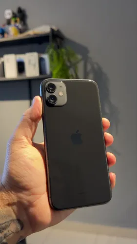 iPhone 11 64GB