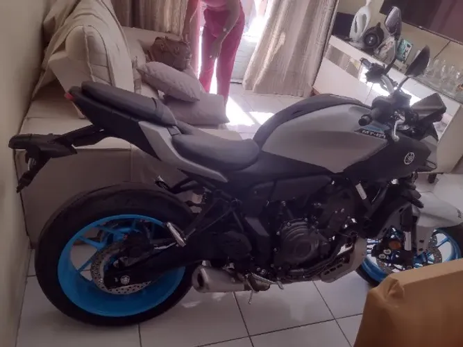 Moto Yamaha MT 07 nova