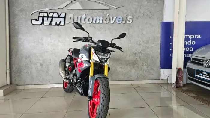 BMW/G310 R 2023 R$: 29.900 // KM 20.000 Único dono