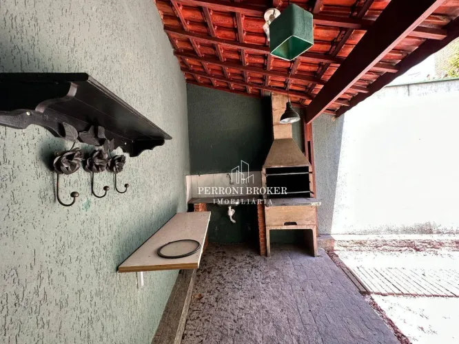 Casa unica no bairro