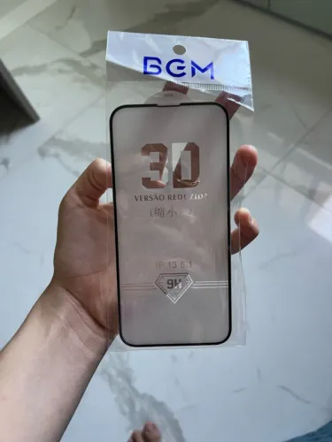 Vendo película 3D para iPhone 13/13 pro/14.