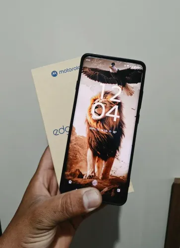 Vendo Motorola Edge 60 pro 256gb - 12 de ram!