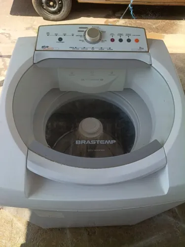 Máquina Brastemp digital 11kg cesto inox funcionando tudo