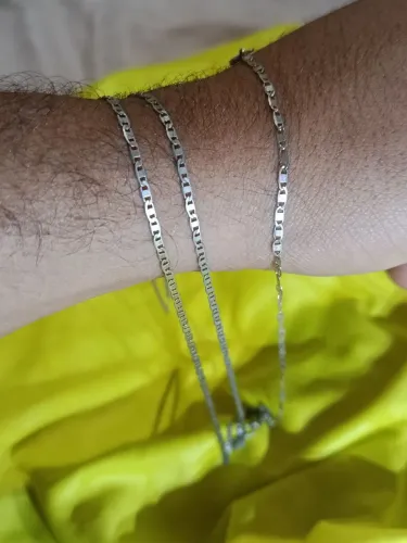 Corrente + pulseira preta por 180$ valor negociável
