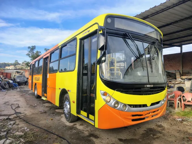 MB 1722 2010/2011 42 L $75.000,00