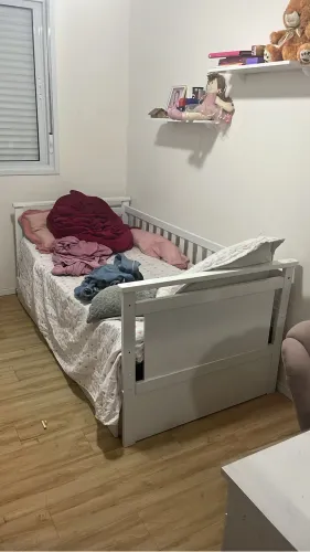 Cama de solteiro usada para doação