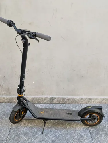 Patinete Atomi E30
